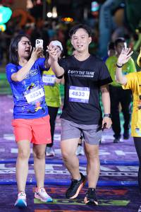 BIB: 4834, 3531, 4833
                            <button type="button" onclick="openModal(26236454)" class="btn btn-primary btn-sm float-right btn-popup" data-toggle="modal" data-target=".modal-high-quality">
                        <i class="fas fa-shopping-cart"></i> Add to Cart
                    </button>
                                            <button type="button" onclick="isThisMe(26236454, true)" class="btn btn-success btn-sm float-right btn-popup btn-isme hidden" data-toggle="tooltip" data-placement="bottom" title="นี่คือรูปของคุณใช่ไหม คลิกที่นี่เพื่อเอาเข้าอัลบั้ม">
                        <i class="fas fa-plus"></i> Add to album
                    </button>
                    <button type="button" onclick="isThisMe(26236454, false)" class="btn btn-warning btn-sm float-right btn-popup btn-isnotme hidden">
                        <i class="fas fa-ban"></i> Remove from album
                    </button>